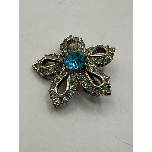 Vintage Gold Tone Flower Brooch With Blue Rhinestones - Picture 3 of 5